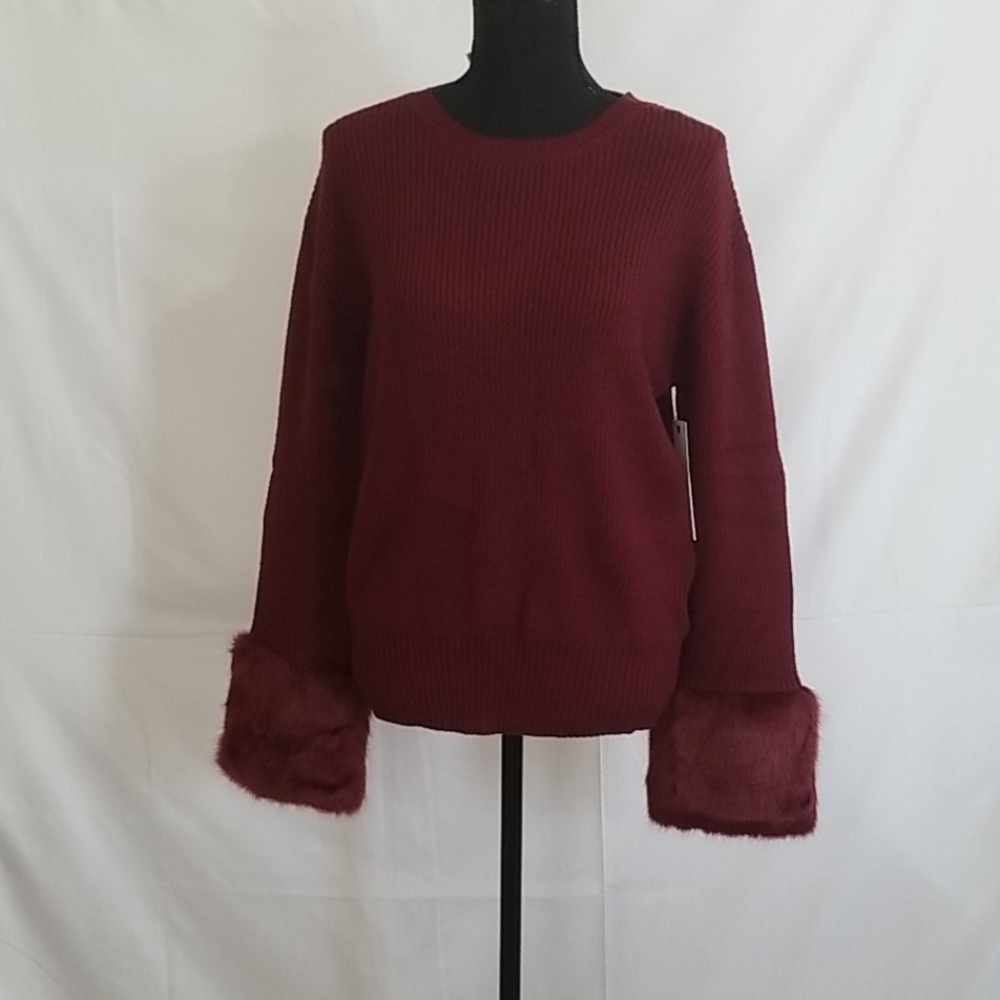 Love Token Women's Burgundy Medium Sweater